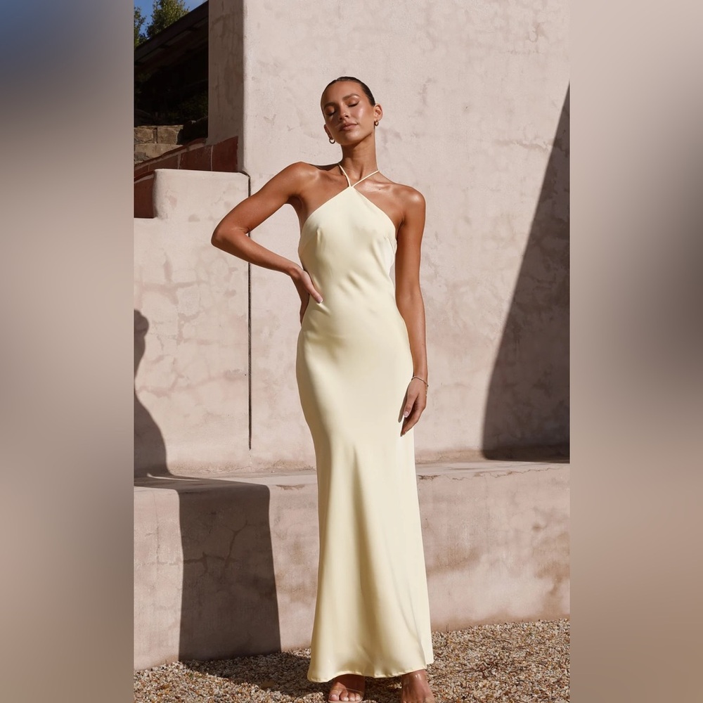 Elegant Cream Maxi Dress